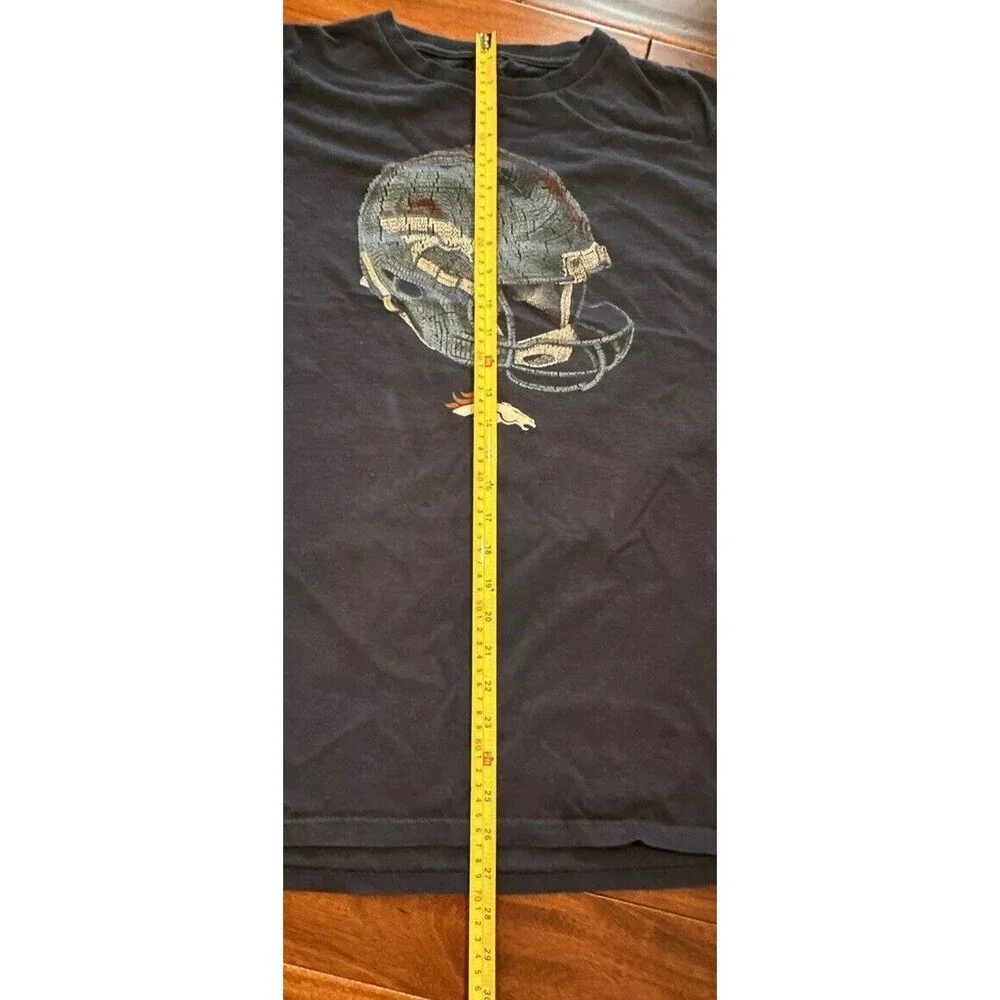 Denver Broncos Tshirt Helmet Logo T Shirt 2010 Blue NFL Football Size Large L - Picture 11 of 15